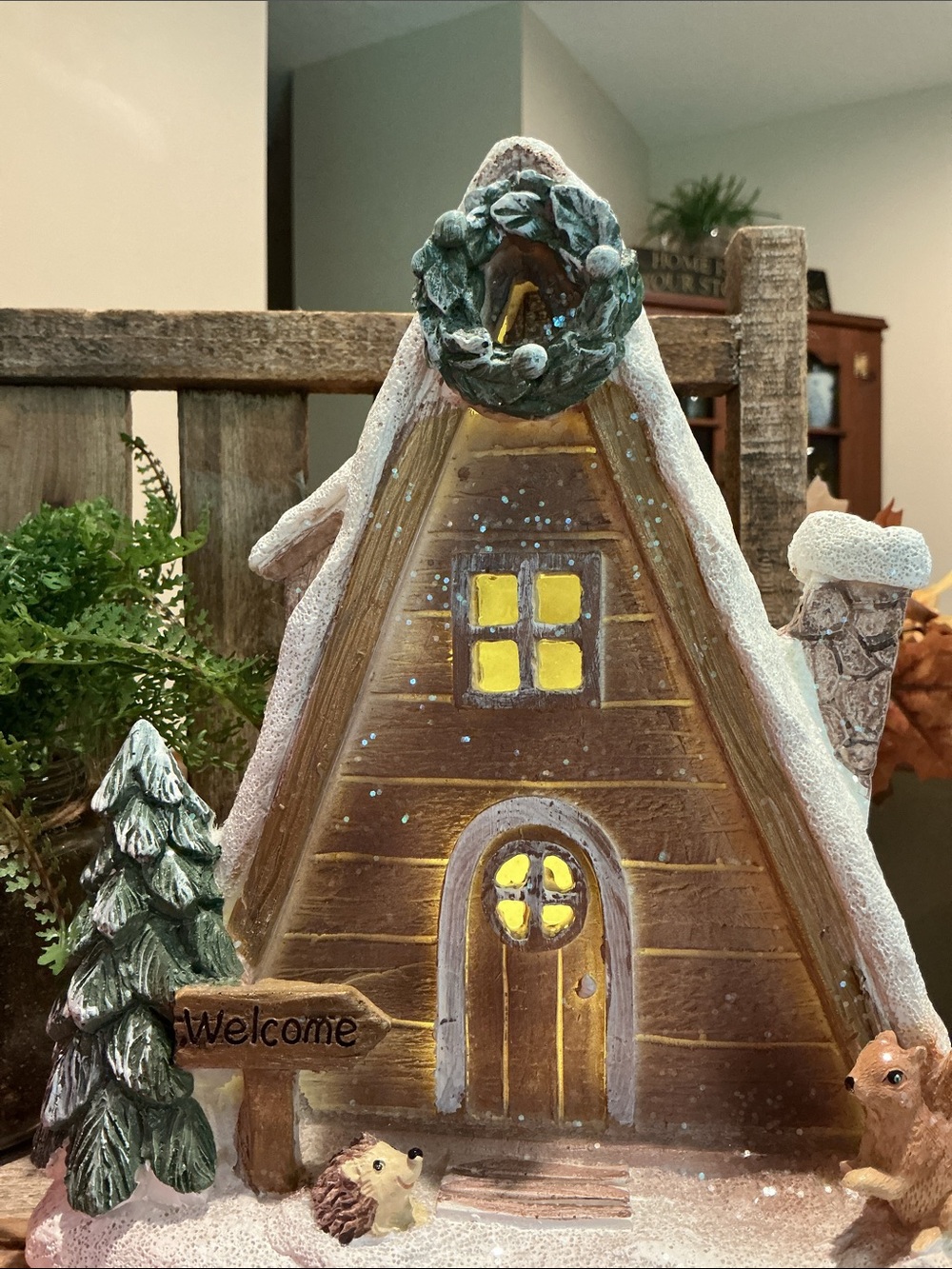 Light Up Snowy Glitter House/Lodge Tabletop Decor